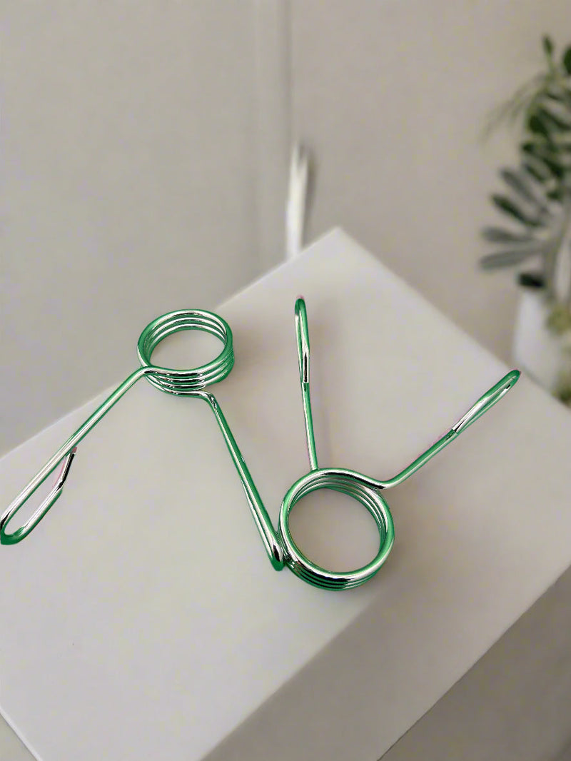 Load image into Gallery viewer, SFE - 2" Spring Collars (New)