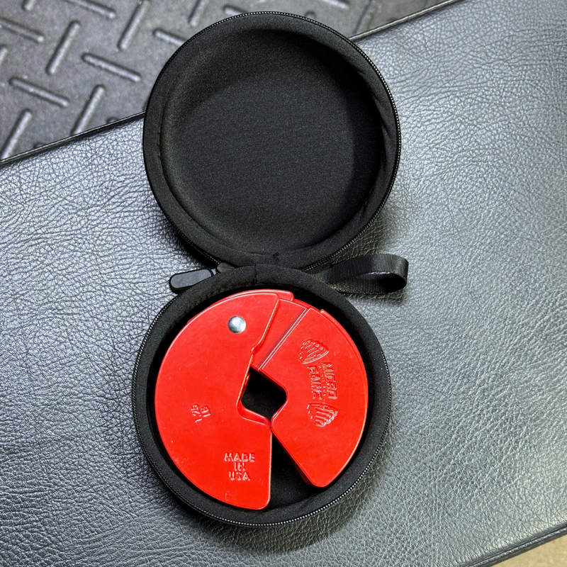 Load image into Gallery viewer, Micro Gainz - Hard Shell Case for 1lb & 1.25lb Dumbbell Plates