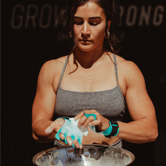 Bear KompleX - Bear KompleX x Grown Strong Carbon Comp 3-Hole Hand Grips