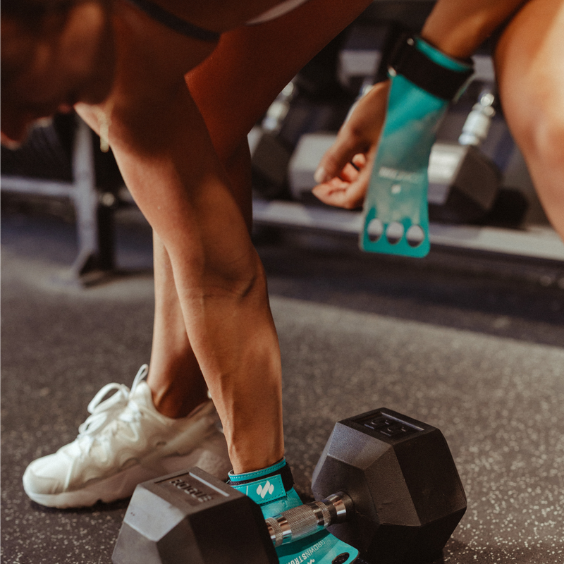 Load image into Gallery viewer, Bear KompleX - Bear KompleX x Grown Strong Carbon Comp 3-Hole Hand Grips