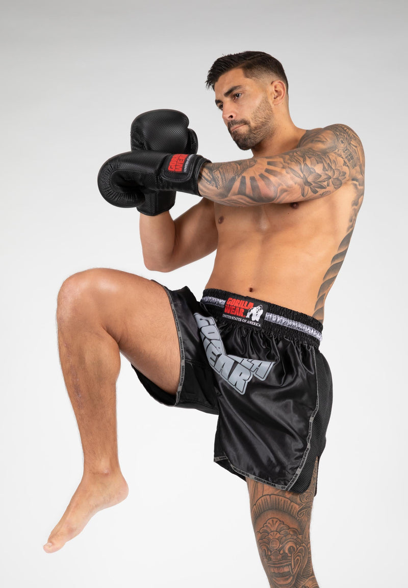 Load image into Gallery viewer, Gorilla Wear - Piru Muay Thai Shorts - Black