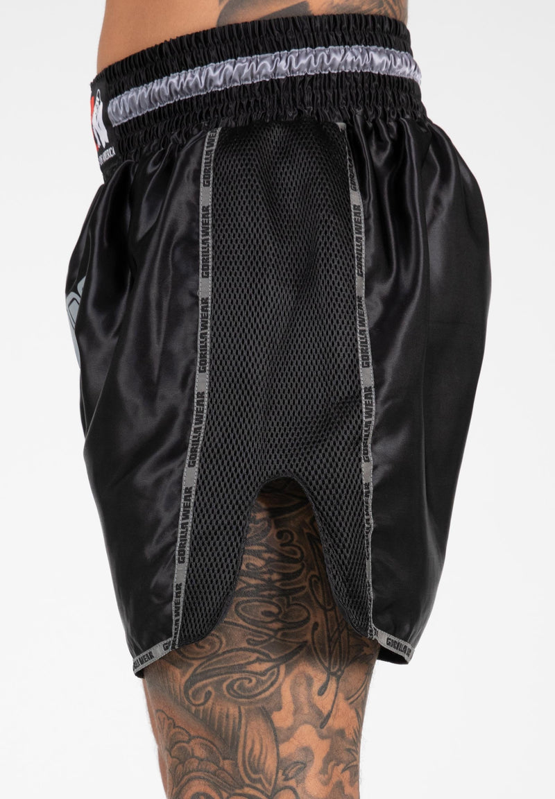 Load image into Gallery viewer, Gorilla Wear - Piru Muay Thai Shorts - Black