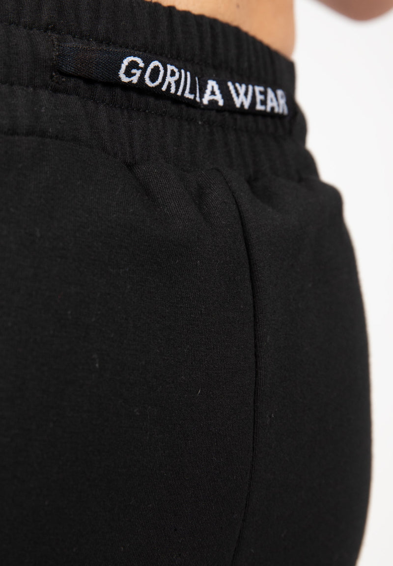 Load image into Gallery viewer, Gorilla Wear - Cisco Shorts - Black/White