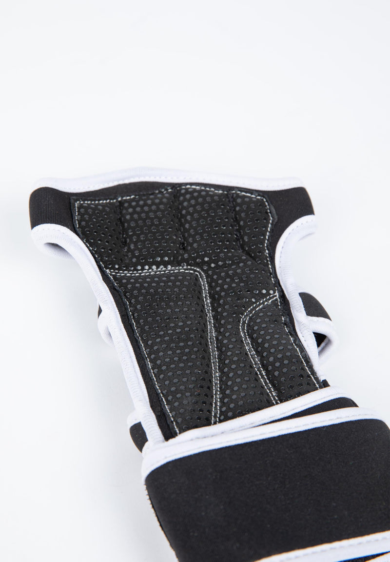 Load image into Gallery viewer, Gorilla Wear - Yuma Workout Gloves - Black/White