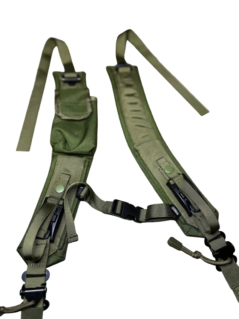 Load image into Gallery viewer, Green tactical harness on a concrete floor