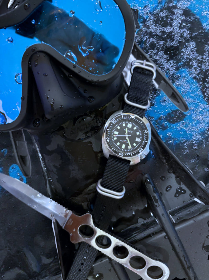 Load image into Gallery viewer, Ataclete - Ataclete Triton Dive Watch