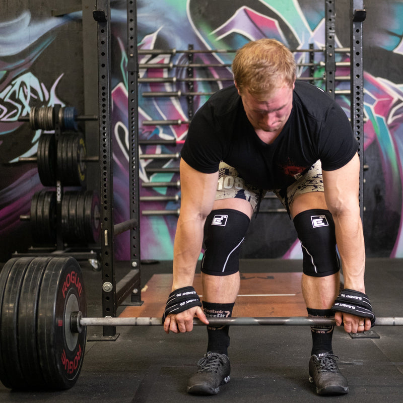 Load image into Gallery viewer, Element 26 - Padded Figure 8 Weightlifting Straps