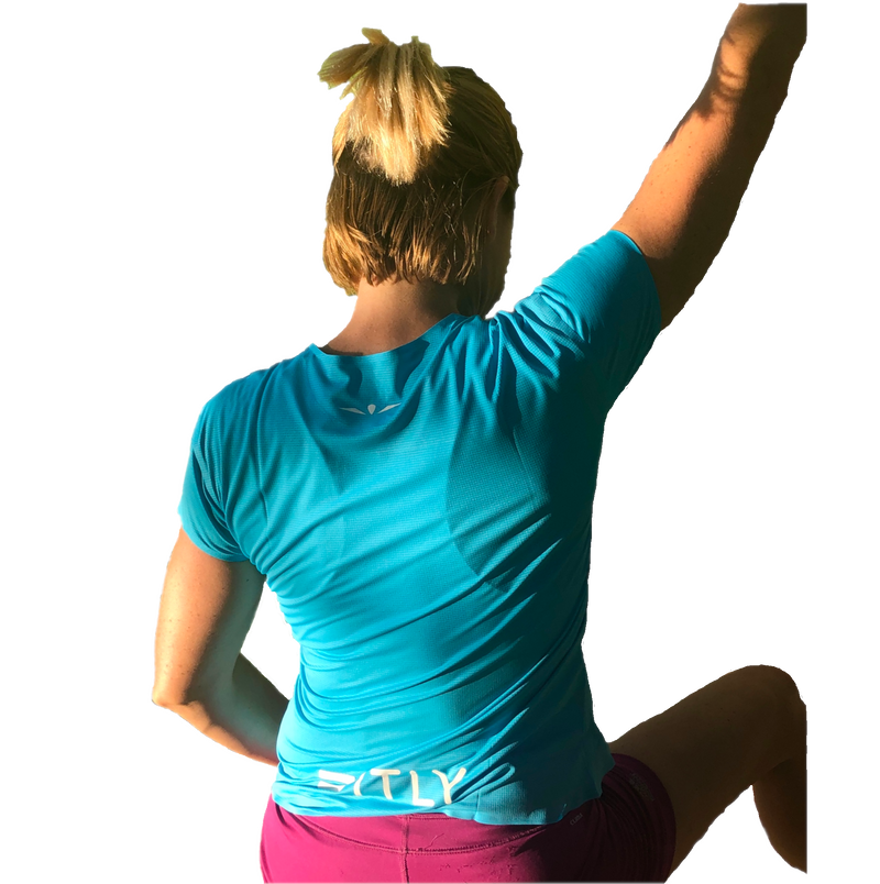 Load image into Gallery viewer, Fitly - Ultralight Running Shirt for Women