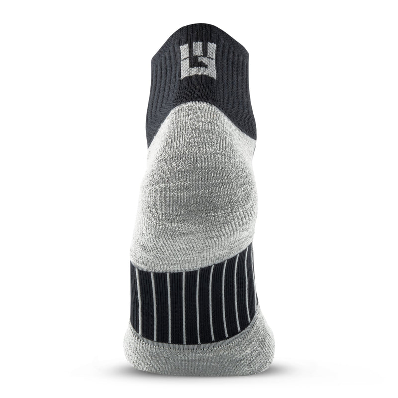 Load image into Gallery viewer, MudGear - Quarter Crew Merino Wool Socks (Black/Gray, 1 Pair)