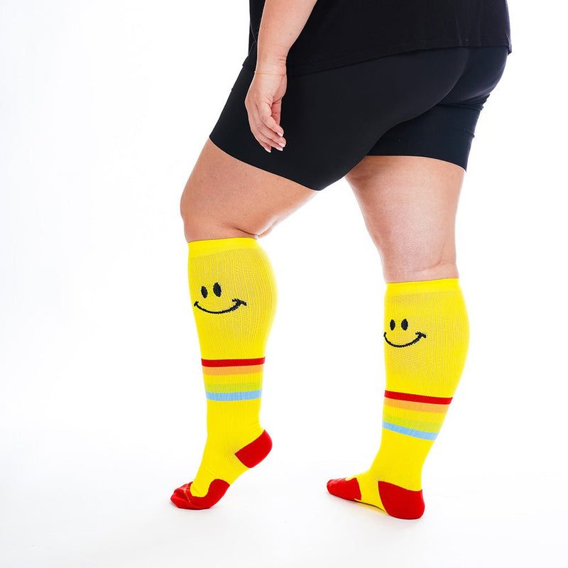 Load image into Gallery viewer, Pro Compression - Marathon Wide-Calf, Smile