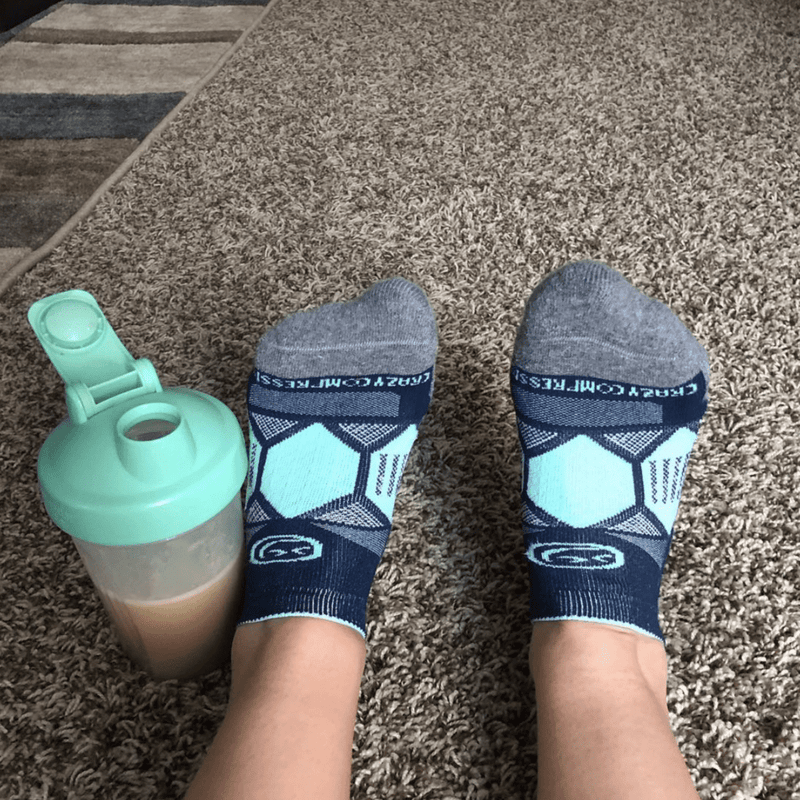 Load image into Gallery viewer, Crazy Compression - Navy & Mint - Elite Running Socks