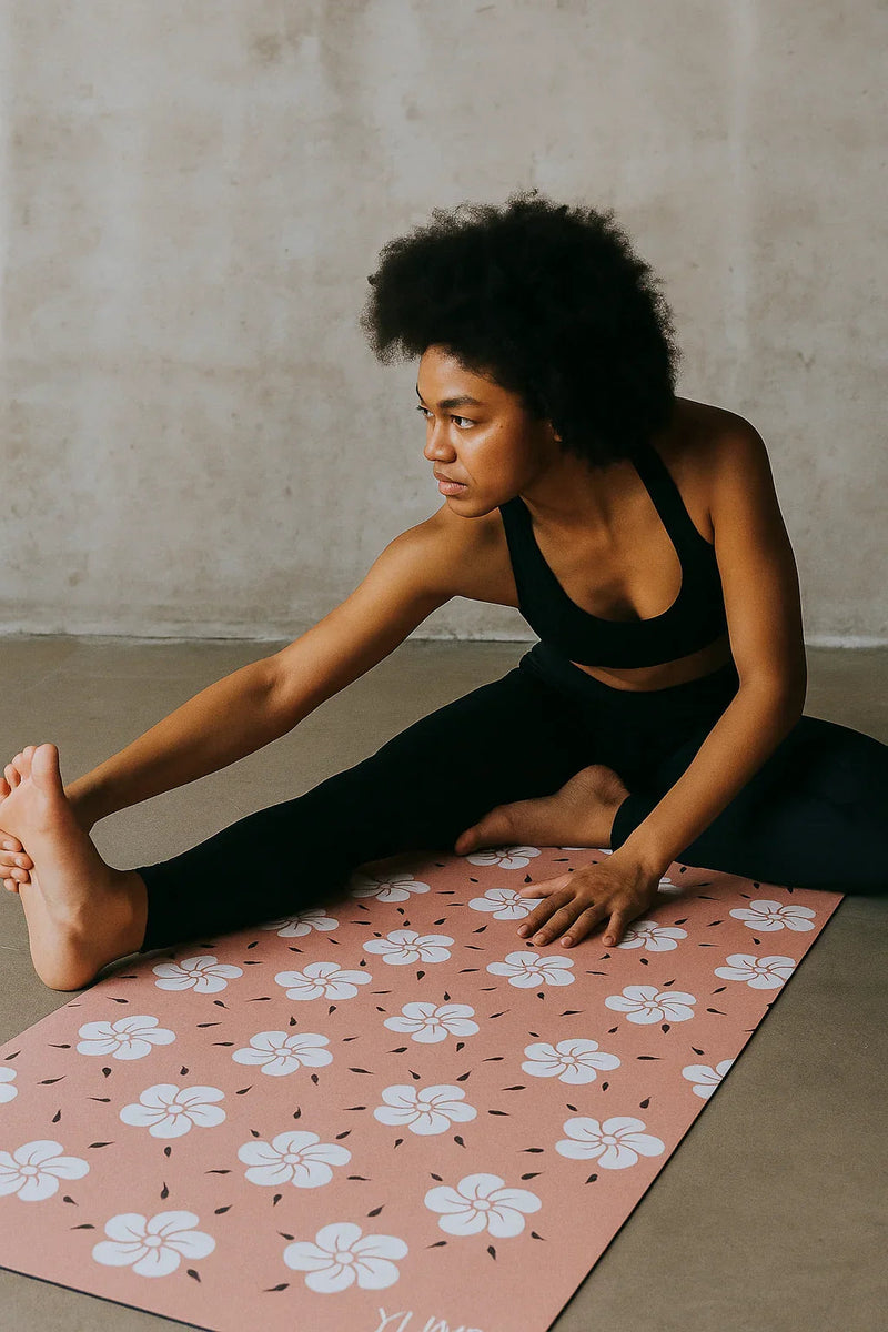 Load image into Gallery viewer, Yune Yoga - Kumiko Yoga Mat β 6mm Non-Slip, Eco-Friendly & Latex-Free (Tan)
