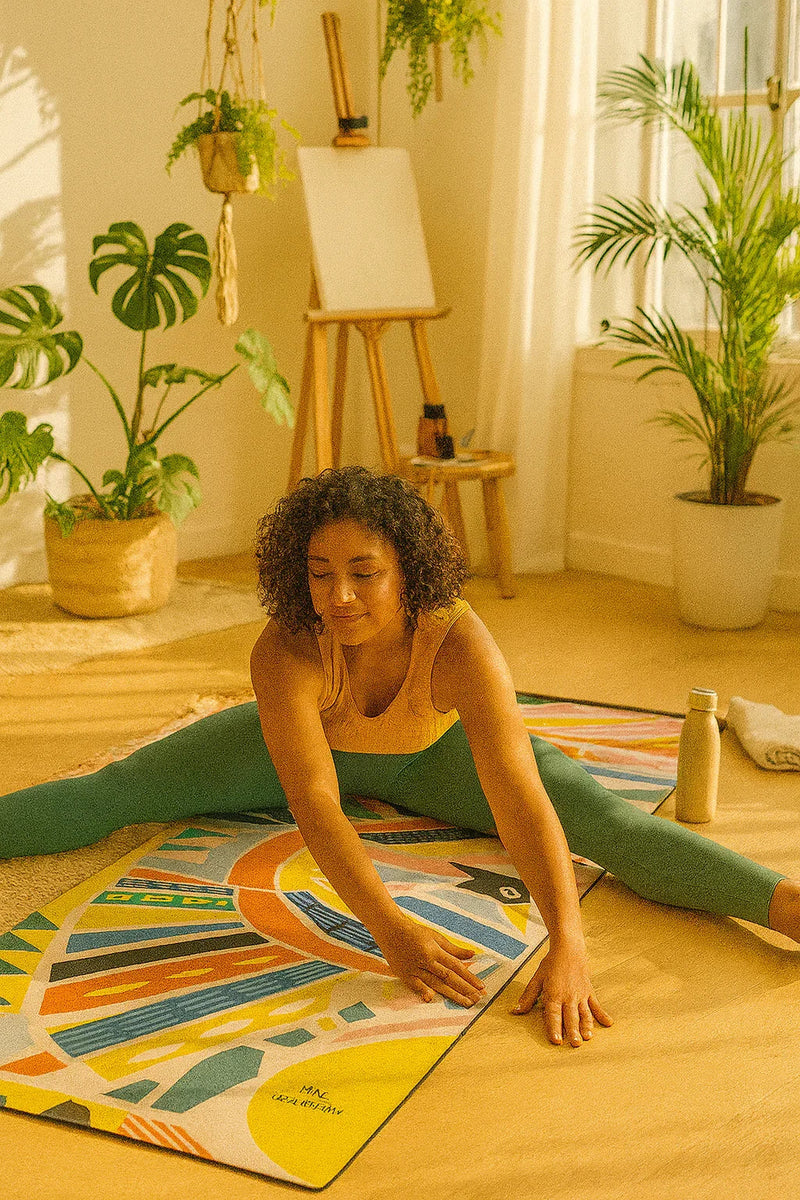 Load image into Gallery viewer, Yune Yoga - Leah Duncan Bird Yoga Mat – 6mm Eco-Friendly, Artistic Non-Slip Mat for All Yoga Styles