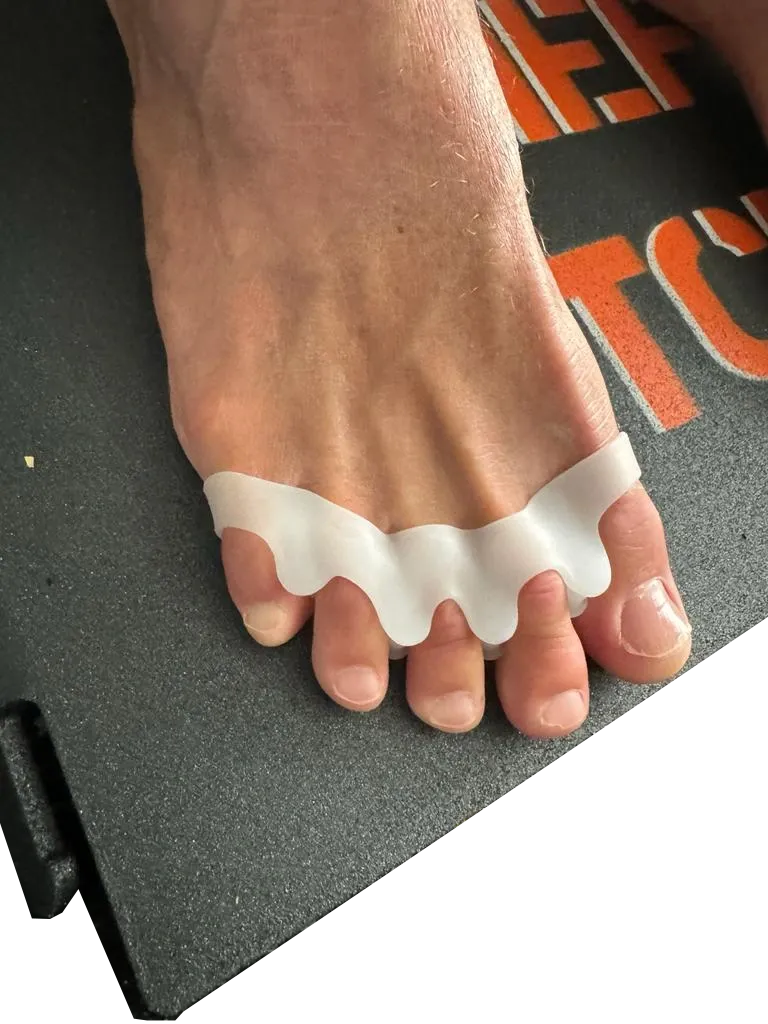 Load image into Gallery viewer, Slant Board Guy - Toe Separators