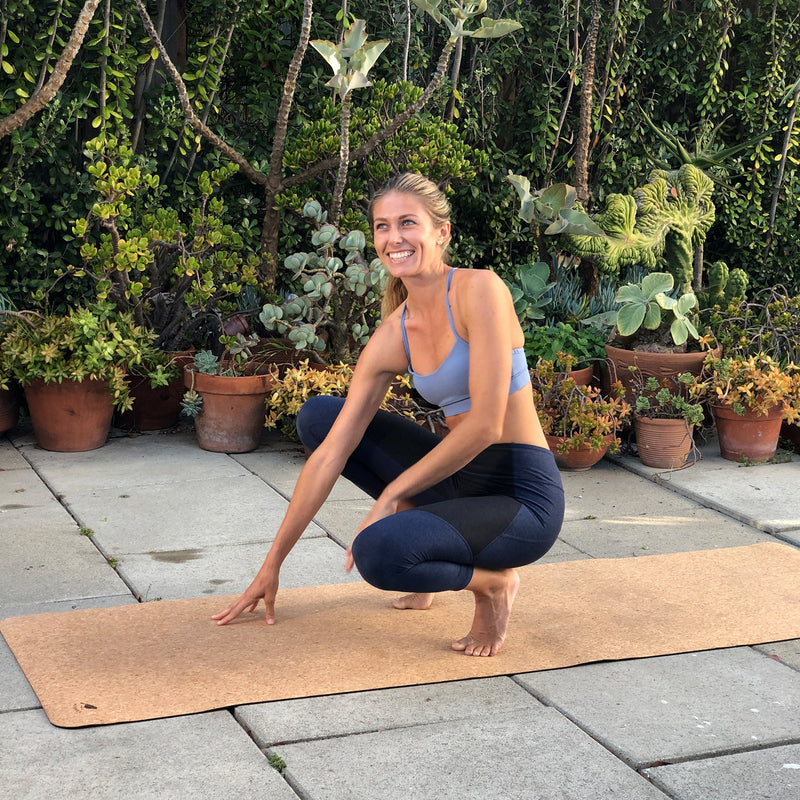 Load image into Gallery viewer, 42 Birds - Extra long cork lightweight yoga mat "The Robin"
