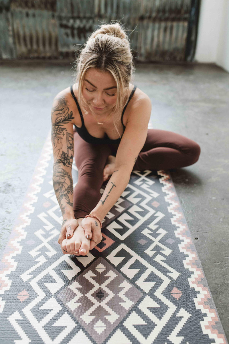 Load image into Gallery viewer, Yune Yoga - Moab Rocks Yoga Mat – 6 mm Extra Thick, Double-Sided Non-Slip, Eco-Friendly PER with Sandstone Design | Yune Yoga