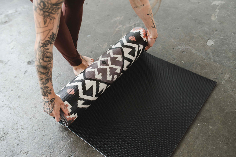 Load image into Gallery viewer, Yune Yoga - Moab Rocks Yoga Mat – 6 mm Extra Thick, Double-Sided Non-Slip, Eco-Friendly PER with Sandstone Design | Yune Yoga