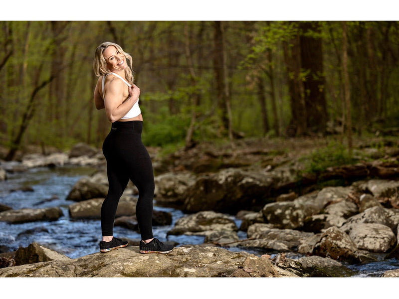 Load image into Gallery viewer, Peachy Athletic - Aura Sports Bra - Dove
