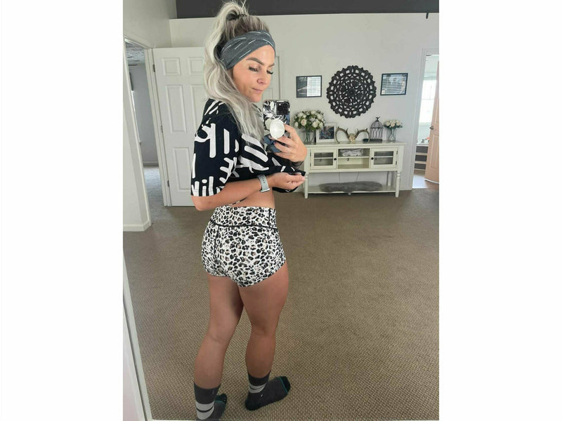 Load image into Gallery viewer, Peachy Athletic - Wild Thang Squat-Proof Gym Shorts - Unicorn Collection
