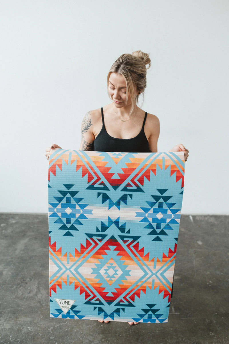 Load image into Gallery viewer, Yune Yoga - Jerome Turquoise Yoga Mat – 6 mm Extra Thick, Double-Sided Non-Slip, Eco-Friendly PER with Turquoise Water-Inspired Design | Yune Yoga