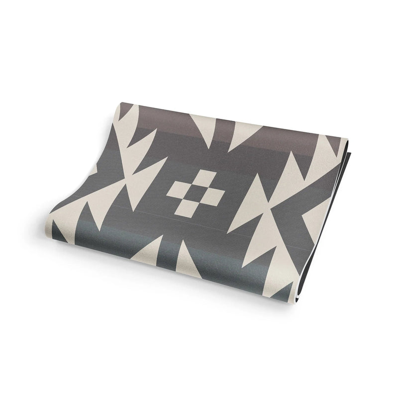 Load image into Gallery viewer, Yune Yoga - Obsidian Ridge 6mm Yoga Mat