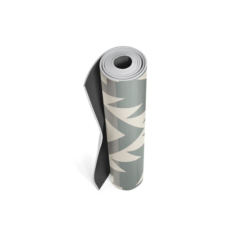 Load image into Gallery viewer, Yune Yoga - Obsidian Ridge 6mm Yoga Mat