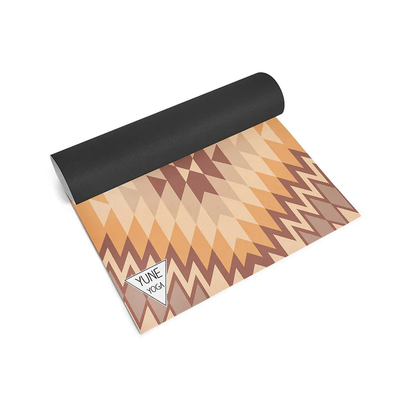 Load image into Gallery viewer, Yune Yoga - Red Rocks Sunrise Yoga Mat – 6 mm Extra Thick, Double-Sided Non-Slip, Eco-Friendly PER with Desert Sunrise Design | Yune Yoga
