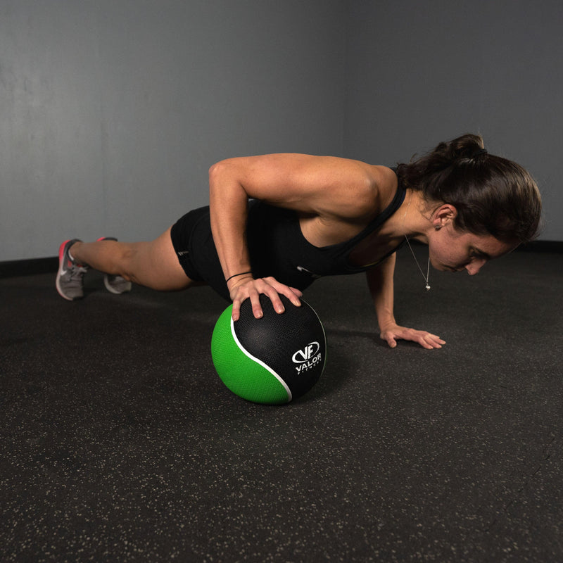 Load image into Gallery viewer, Valor Fitness - Medicine Balls (3-25lbs)