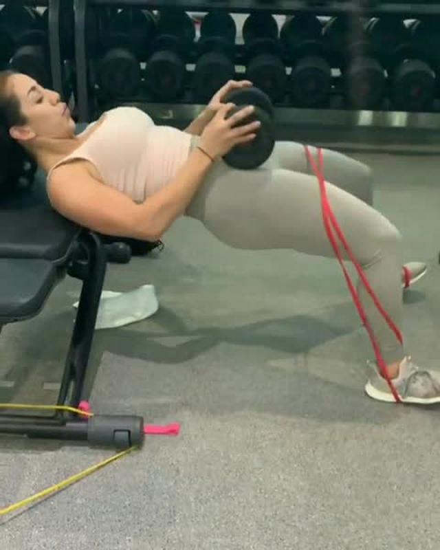 Load image into Gallery viewer, The X Bands - 1/2" Wide Red 30lb Resistance Loop Workout Band - Good for stretching or upper body exercises.