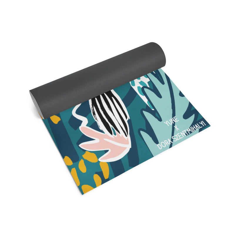 Load image into Gallery viewer, Yune Yoga - Dora Toucan Yoga Mat – Tropical Print, Non-Slip Traction & Cushioned Support