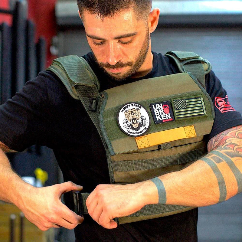 Load image into Gallery viewer, Unbrockenshop - Classic weight vest + Sand Plates