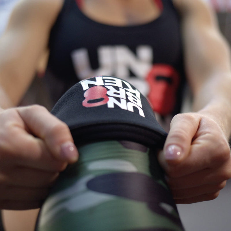 Load image into Gallery viewer, Unbrockenshop - Single Knee Sleeve Camo