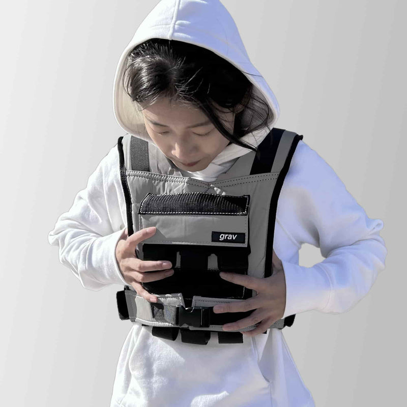 Load image into Gallery viewer, Gravgear - Grav Weight Vest 28lb - Reflective Grey