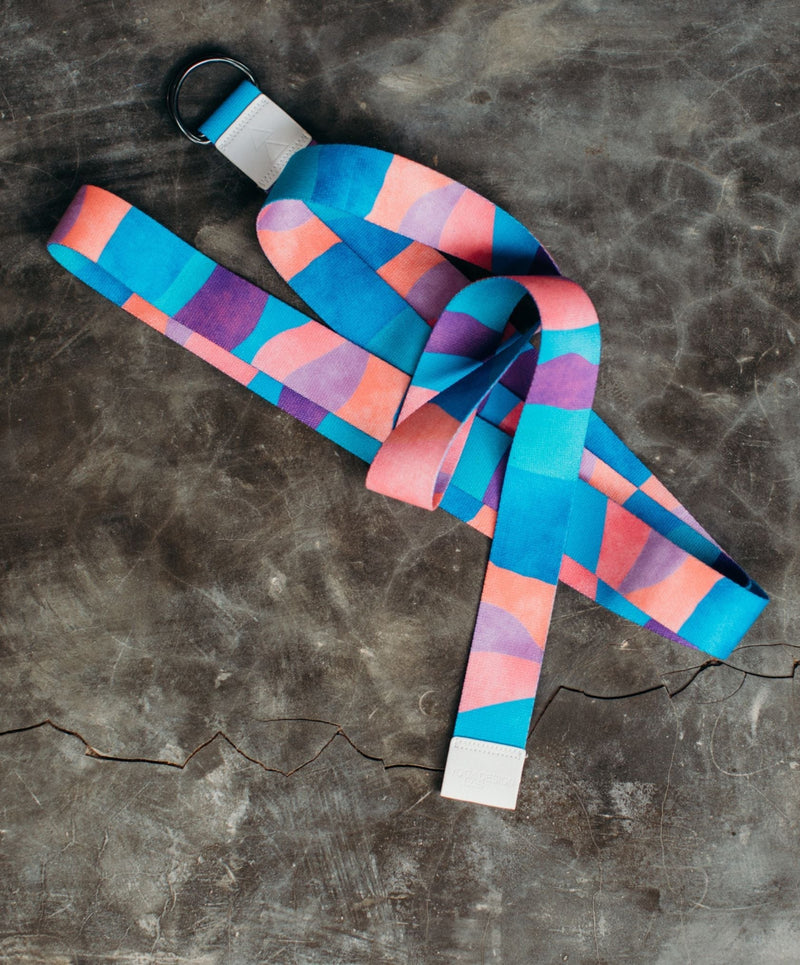Load image into Gallery viewer, Yoga Design Lab - Yoga Strap - Best For Stretching, Pilates, Physical Therapy