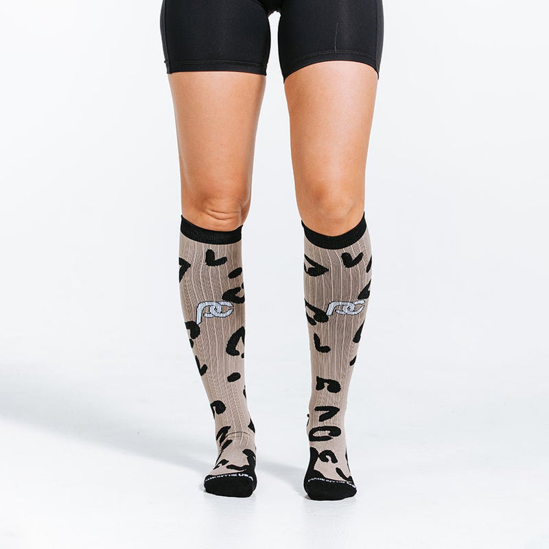 Load image into Gallery viewer, Pro Compression - Marathon, leopard
