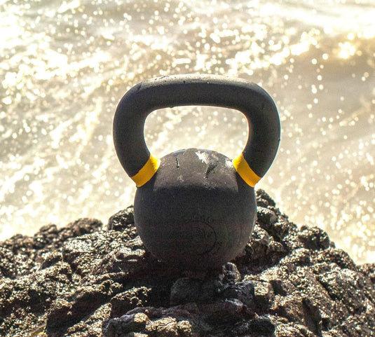 SoCal Kettlebellz - 16 kg (35 lb) Powder-Coated Cast-Iron Kettlebell – Black