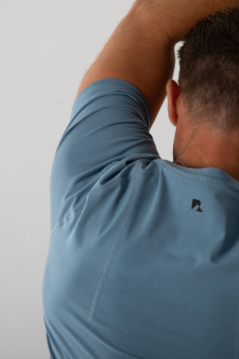 Load image into Gallery viewer, Runner&#39;s Athletics - Airflow Definition Tee Deep Blue

