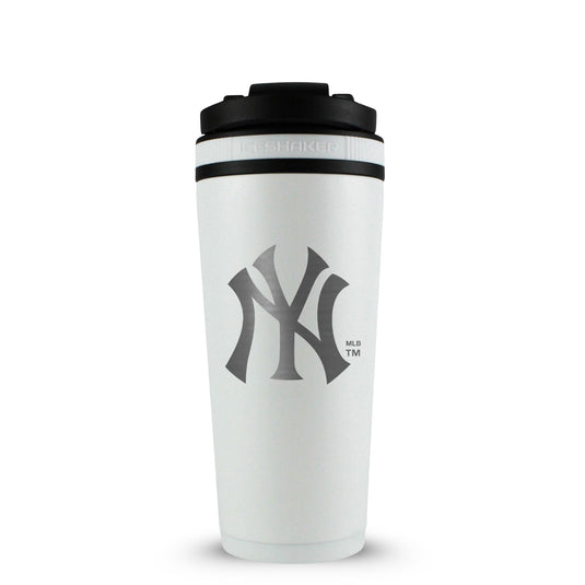 Ice Shaker - Officially Licensed New York Yankees 26oz Ice Shaker