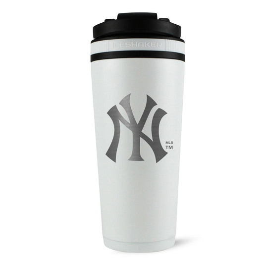Ice Shaker - Officially Licensed New York Yankees 26oz Ice Shaker - White