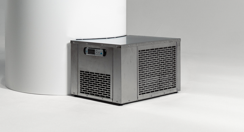Load image into Gallery viewer, The Cold Life - Pro Curve Chiller
