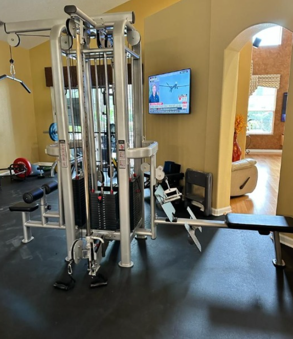 Load image into Gallery viewer, Muscle D Fitness - 4 Stack Megatron Standard Jungle Gym - 2 Colors - Low Row, Lat Pulldown, Single Handle Hi/low Pulley, Double Hi/Low Pulley
