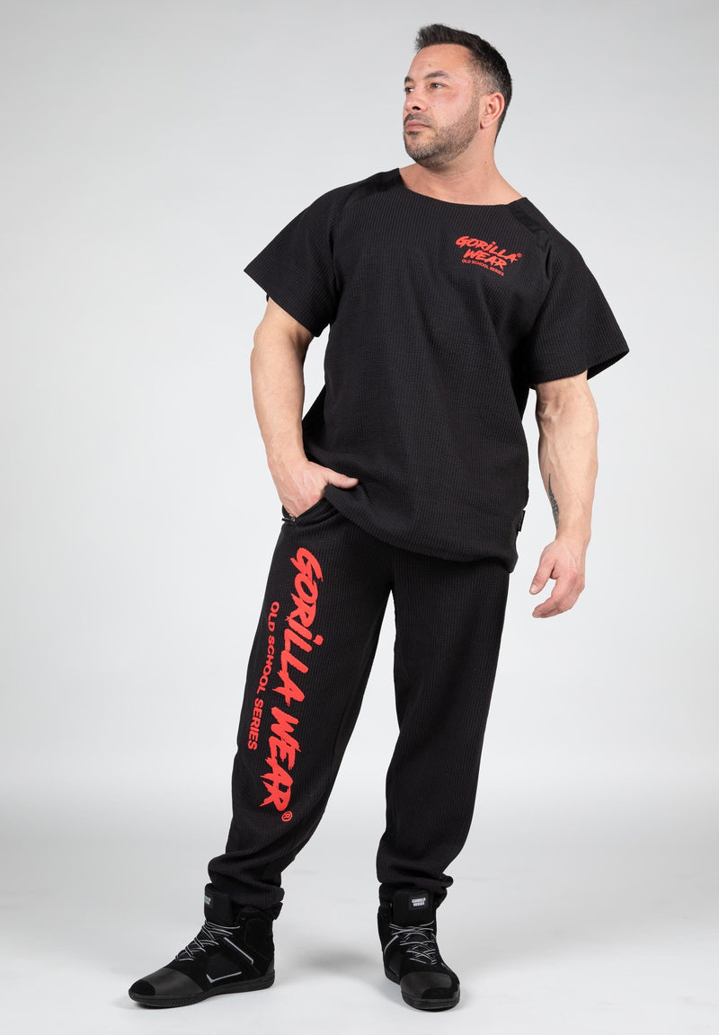 Load image into Gallery viewer, Augustine Old School Workout Top - Black/Red
