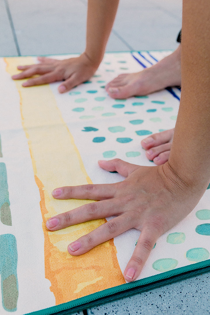 Load image into Gallery viewer, Yoga Towel Reed
