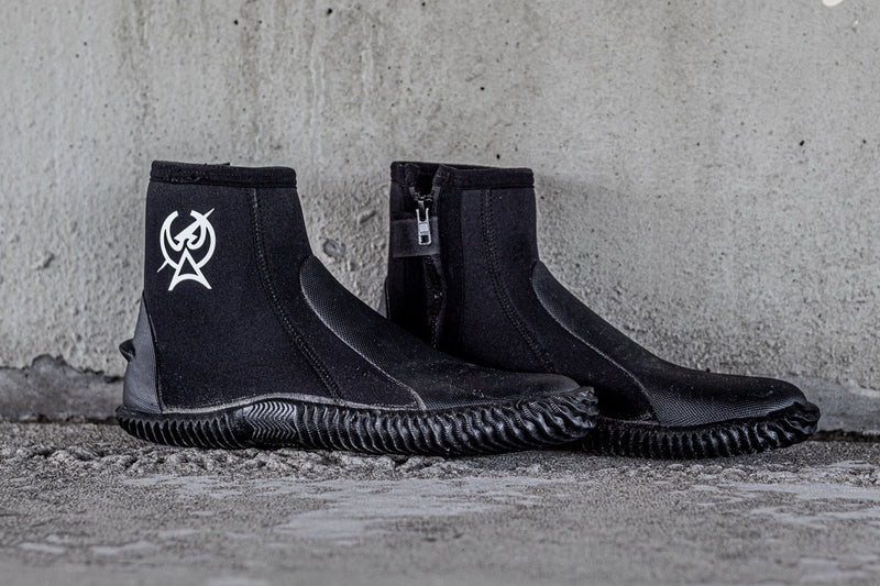 Load image into Gallery viewer, Ataclete - Ataclete 3mm Neoprene Dive Boots
