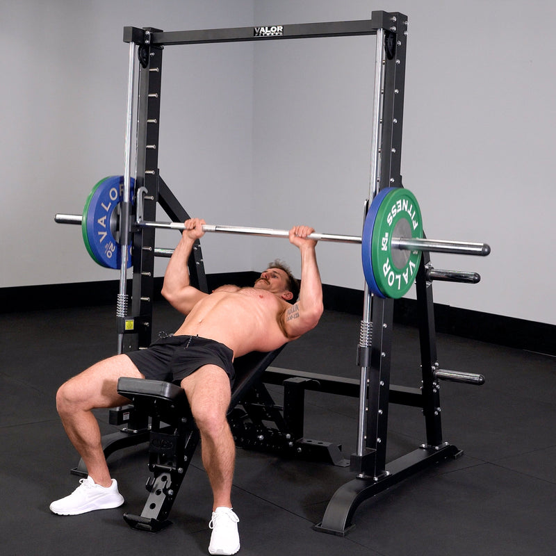 Load image into Gallery viewer, Valor Fitness - Smith Machine

