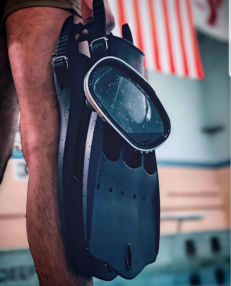Load image into Gallery viewer, Ataclete - Bermuda Spec War Dive Mask and Snorkel Combo
