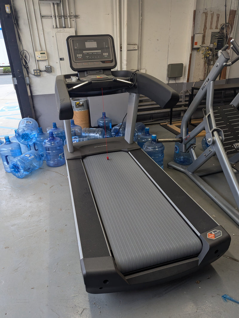 Load image into Gallery viewer, Muscle D Fitness - Sweet Treadmill

