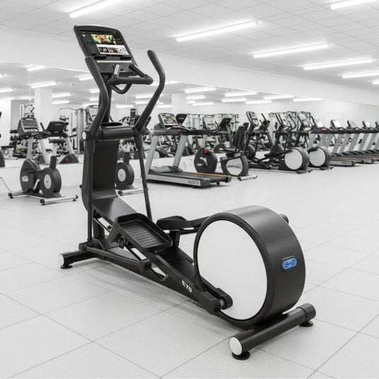 Muscle D Fitness - Commercial Elliptical Trainer - Touch Screen - Cardio - Cross Trainer