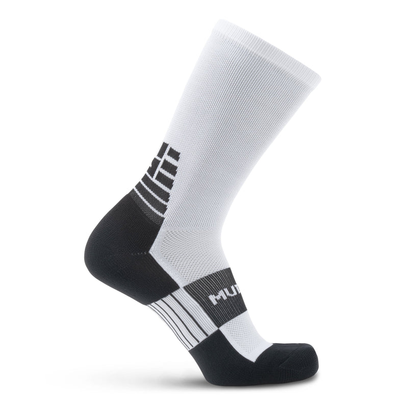 Load image into Gallery viewer, Mudgear - Crew Height Socks - White
