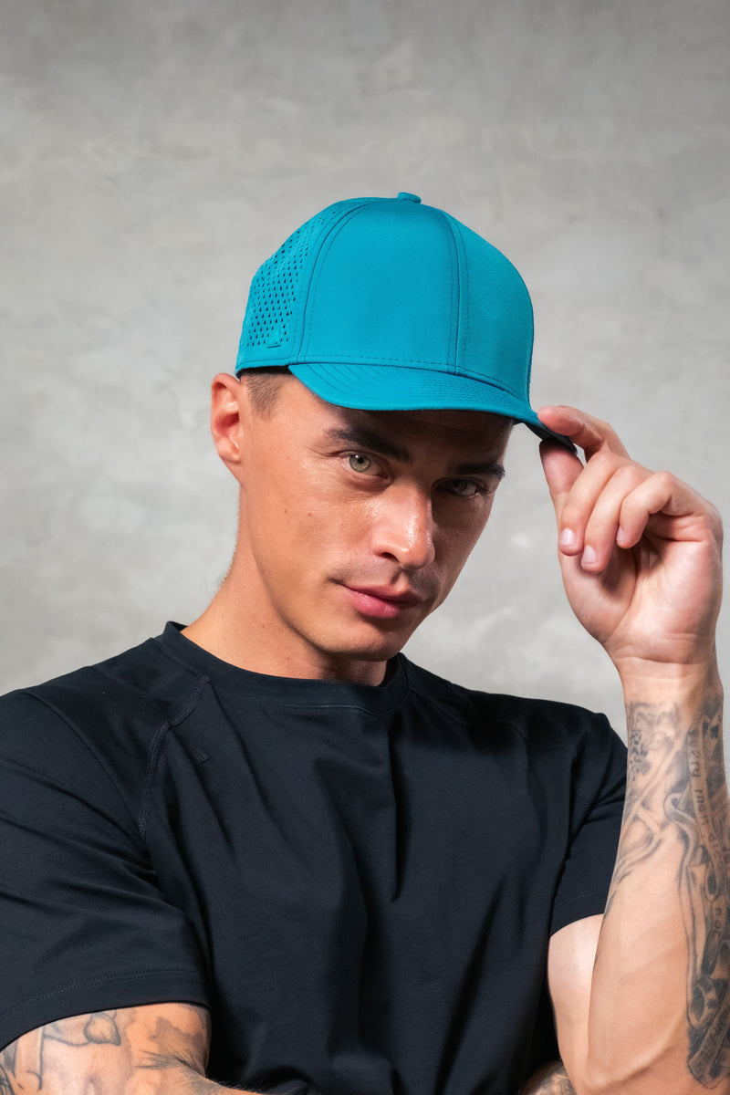Load image into Gallery viewer, Runner&#39;s Athletics - Sea Foam Hat
